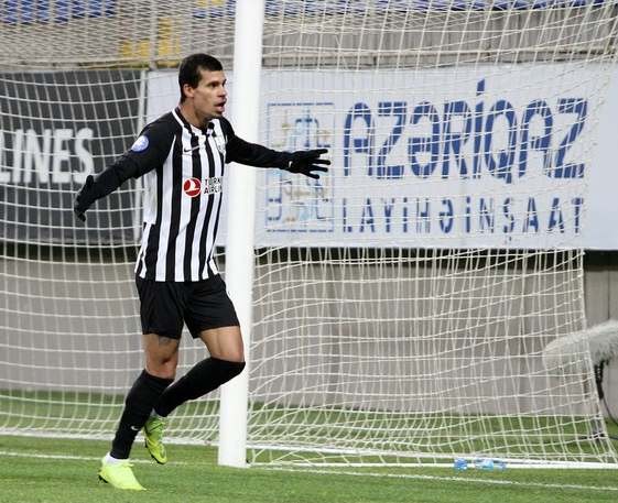 "Neftçi"dən "Santro Andre"yə