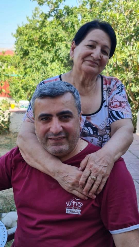 Komada olan jurnalistin anası Mehriban Əliyevaya müraciət etdi