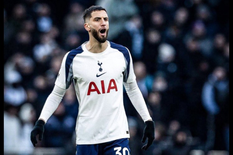 Uruqvaylı yarımmüdafiəçi sıradan çıxdı