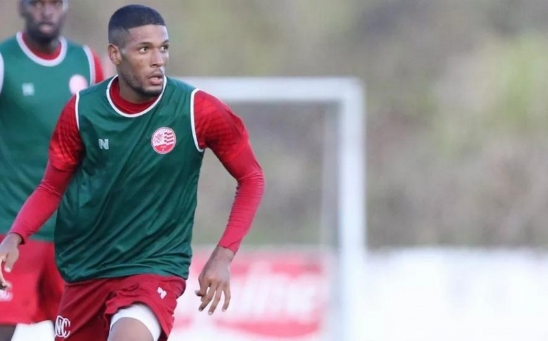 Braziliya klubu “Qarabağ”la danışıqlarda saxtakarlığa əl atıb