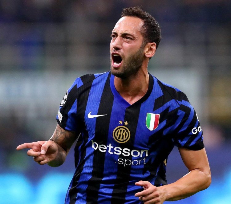 "Mançester Siti" və "Bavariya" türk futbolçunu transfer etmək istəyir