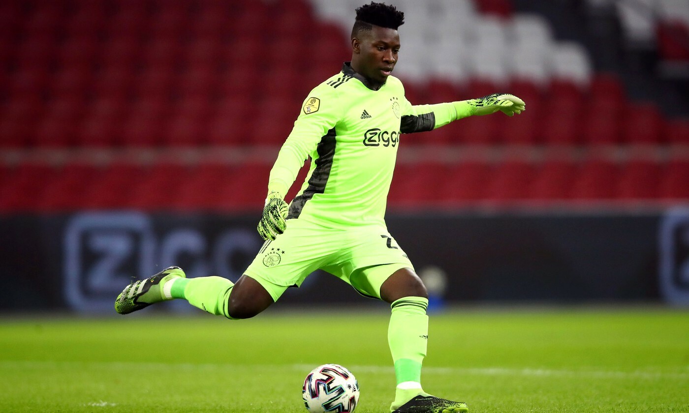 İtaliyanın son vitse-çempionu “Mançester Yunayted”in qolkiperini istəyir