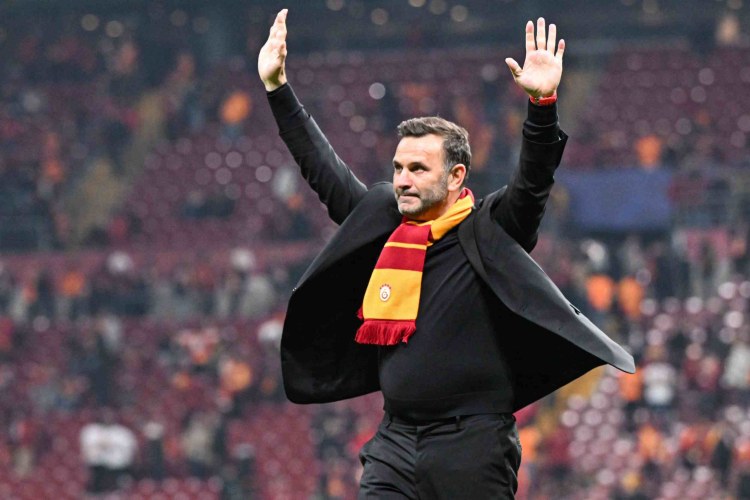 Okan Buruk Premyer Liqada çalışa bilər