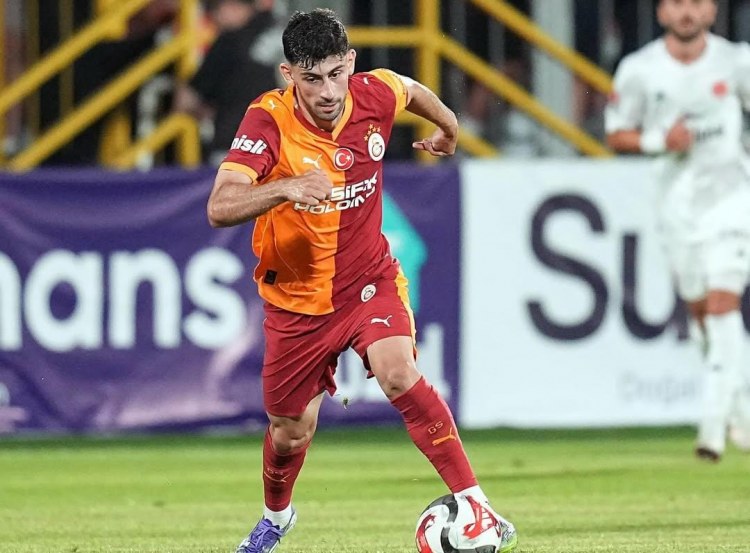 "Qalatasaray"ın təklifini qəbul etmədi