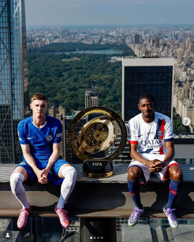 Koul Palmer və Usman Dembele 70-ci mərtəbədə şəkil çəkdirdilər