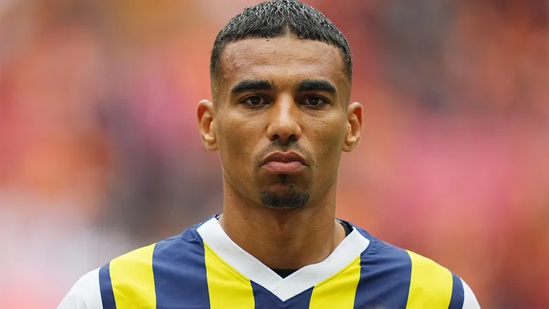 Rusiya klubu “Fənərbaxça”nın müdafiəçisinə “elçi” düşüb