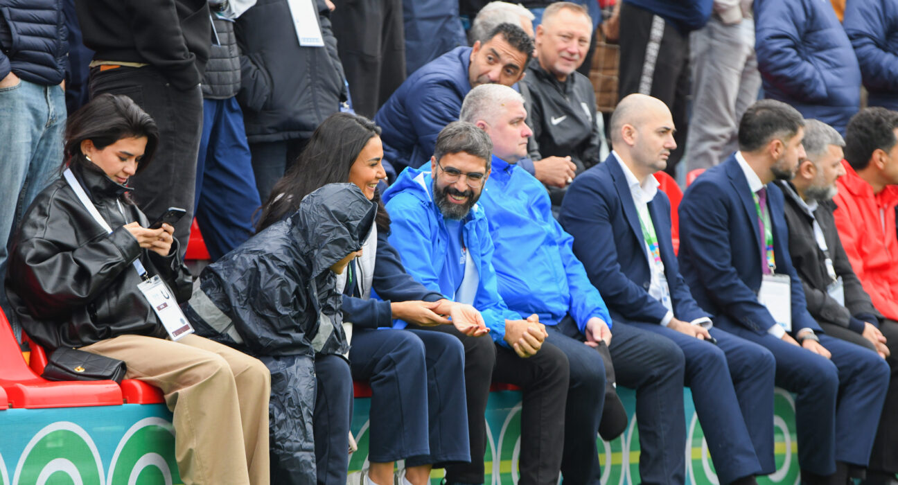 AFFA prezidenti millinin oyununu izlədi