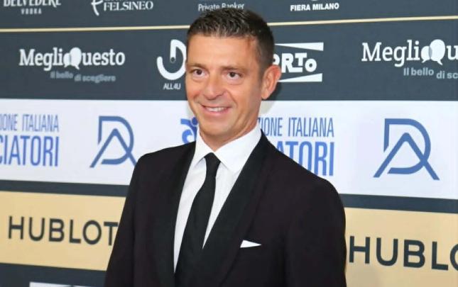 İtaliyada hakimlərin rəhbəri istefa verdi