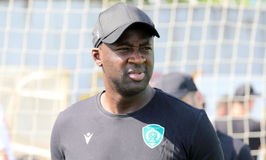 Yaya Ture Belçika klubunun “sükanı arxasına” keçib