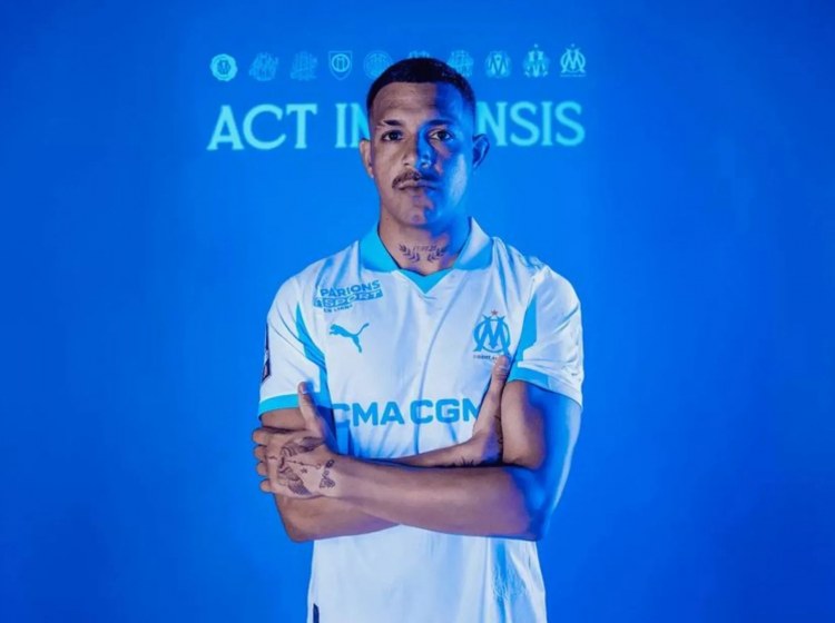 Argentina millisinin müdafiəçisi Fransa klubunda