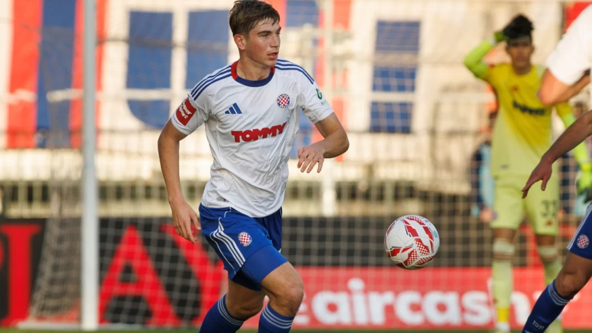 "İnter" müdafiəni gəncləşdirmək istəyir