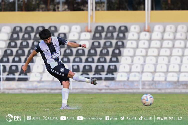 I Liqanın bombardiri Premyer Liqa məşqçilərini qınadı