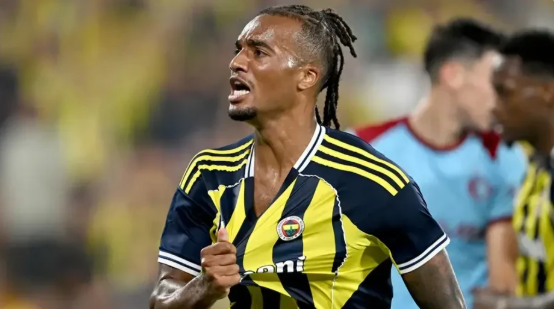 "Fənər"in futbolçusu vətəninə qayıda bilər