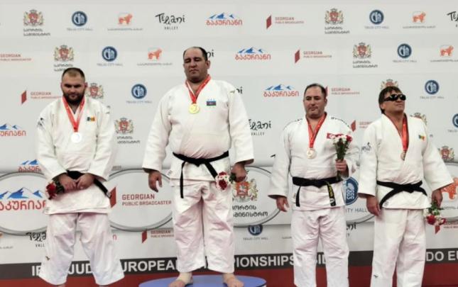 İlham Zəkiyev Avropa çempionu oldu