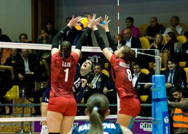 "Azərreyl" 1/16 finala yüksəldi