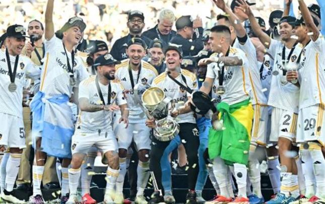 Tarixində 6-cı dəfə MLS çempionu oldu