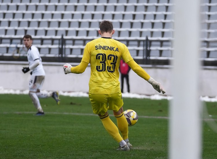 "İmişli"nin qolkiperindən rekord göstərici