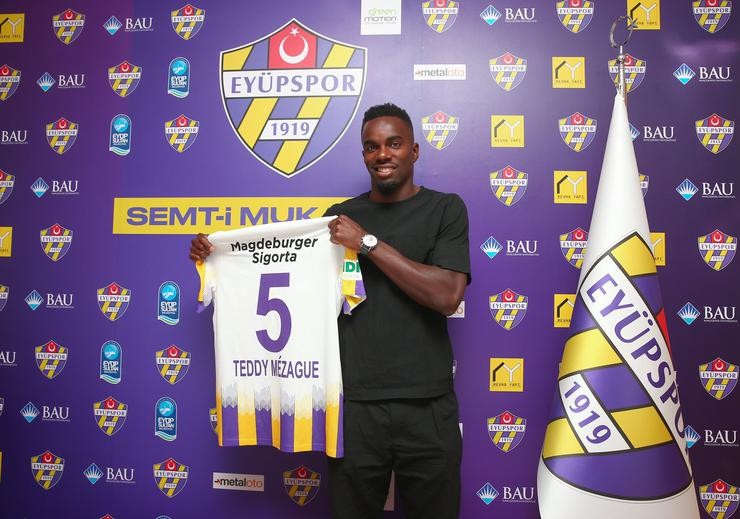 Adl "Neftçi" ilə hallanırdı, Türkiyə klubuna keçdi