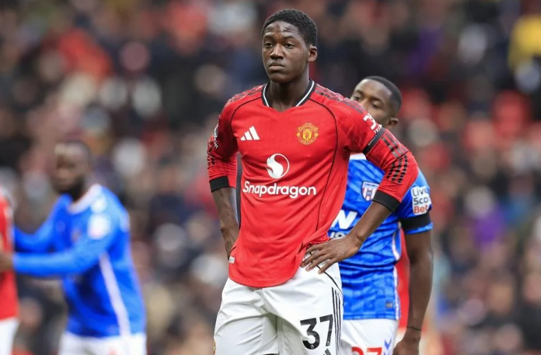 “Qırmızı şeytanlar”da 5 illik müqavilə