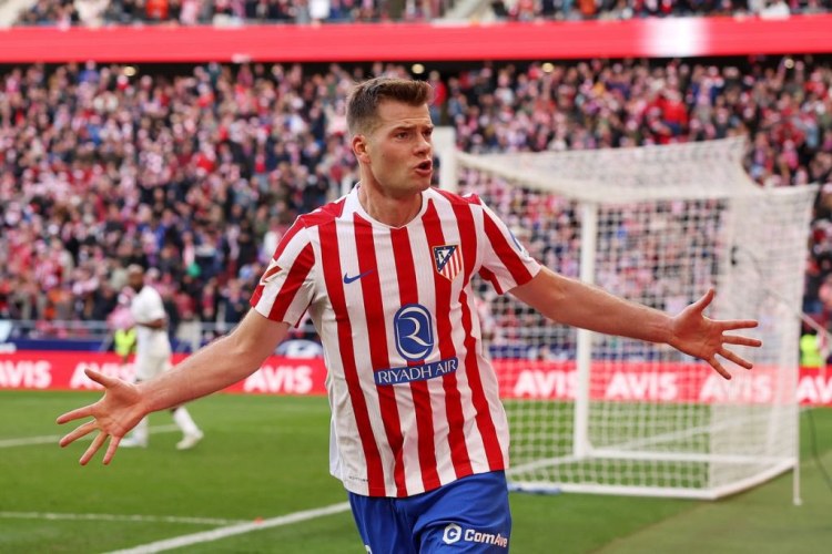 "Atletiko"nun hücumçusu "Yuventus"un hədəfində