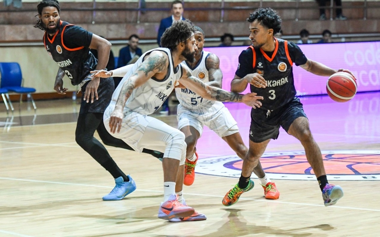 ABL: "Naxçıvan" "Lənkəran"la üz-üzə gəlir