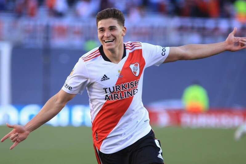 Argentinalı hücumçu “Mançester Siti”də