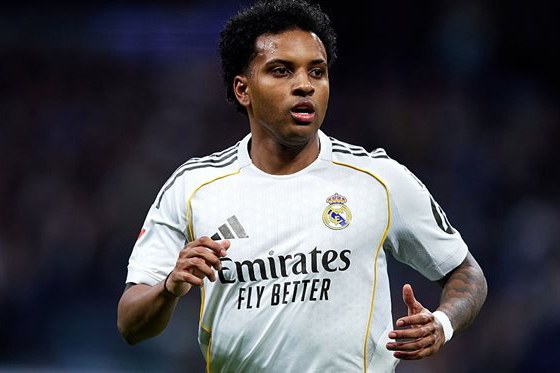 "Liverpul" Salaha əvəzləyici tapdı