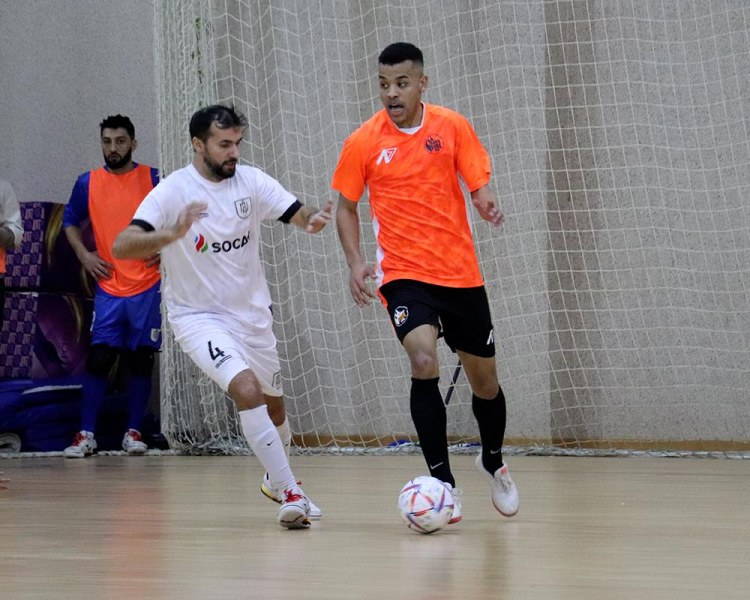 Yüksək Liqa: Mərkəzi oyunda heç-heçə