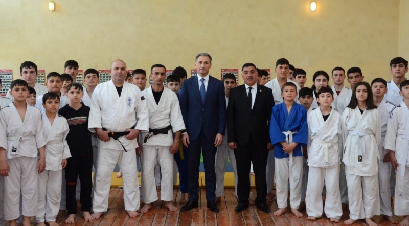 Rəşad Nəbiyev Sabirabadda məşqçi və cüdoçularla görüşdü