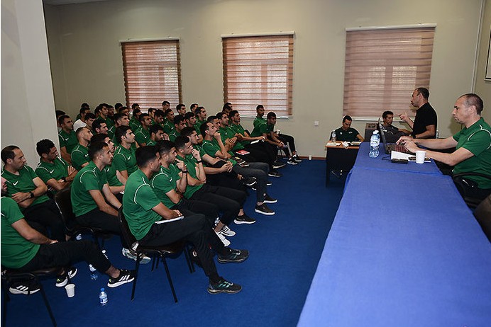 Türkiyəli sabiq referilərdən azərbaycanlı hakimlər üçün seminar