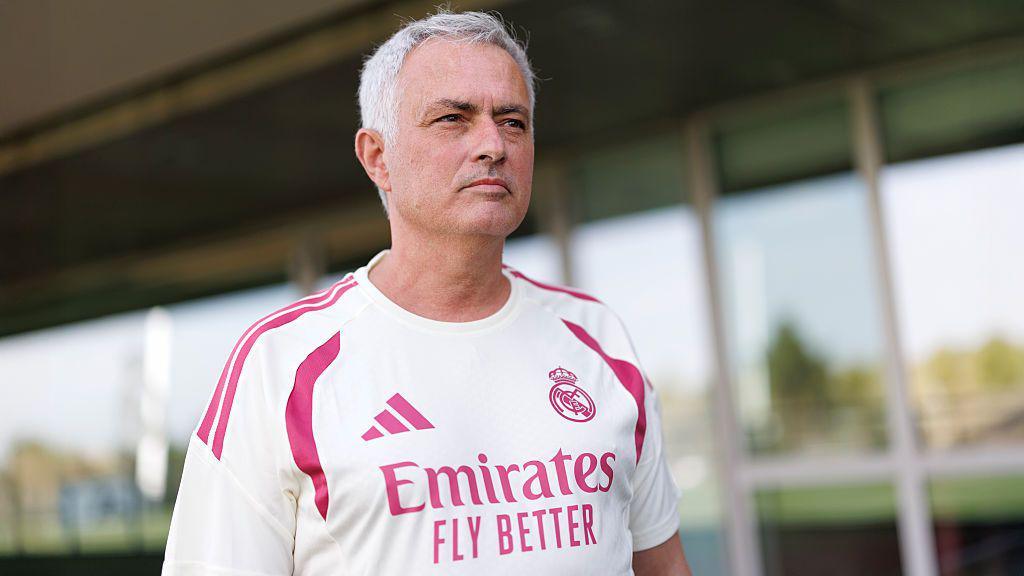Joze Mourinyo "Real" rəhbərliyindən iki yeni transfer istəyir