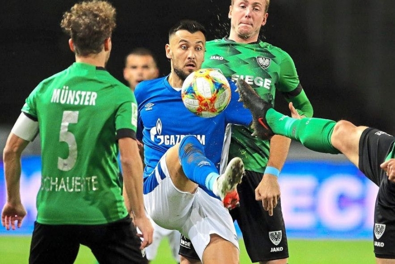 Millimizin hücumçusu qol vursa da, komandası...