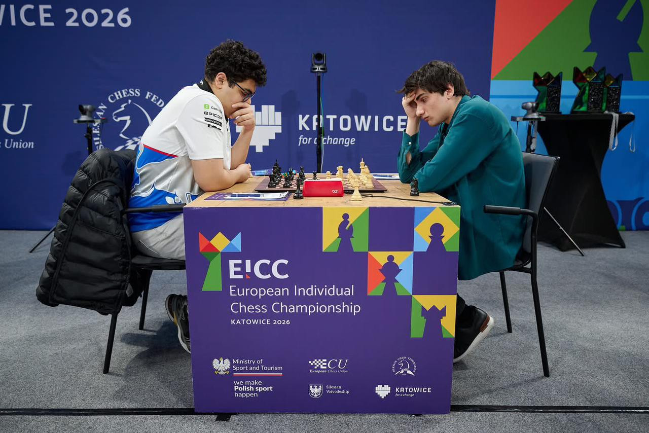 Aydın Süleymanlı qitə çempionatında liderdir