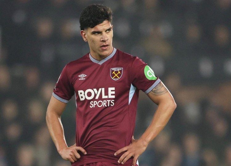 Portuqaliya millisinin üzvü "Mançester Yunayted"ə keçə bilər