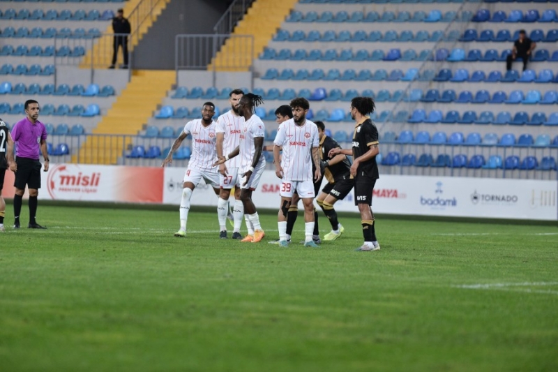 “Araz-Naxçıvan” “Neftçi”yə qalib gəldi - VİDEO