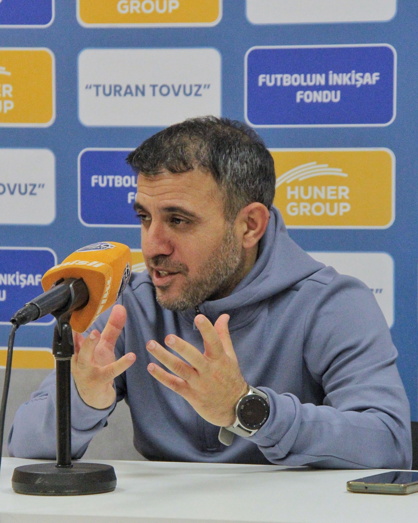 Ayxan Abbasov: "Fasilədə bildirdim ki, ilk beş dəqiqədə qol vursaq, qalib gələcəyik"