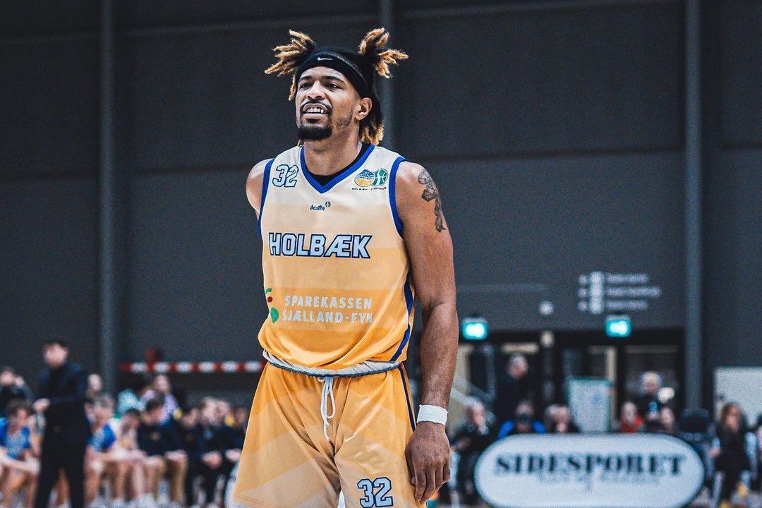 Xaçmaz klubunda yeni amerikalı