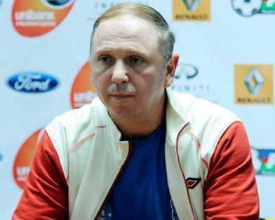 "Neftçi"nin veteranları oyunu birgə izləməlidi"- sabiq futbolçusu 