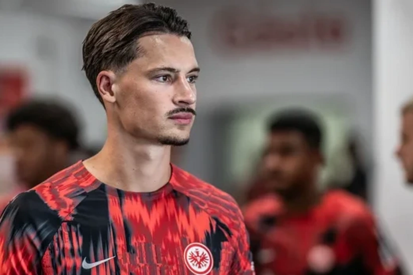 Robin Kox: "Bəzən səfər oyunlarında səhv qərarlar veririk"