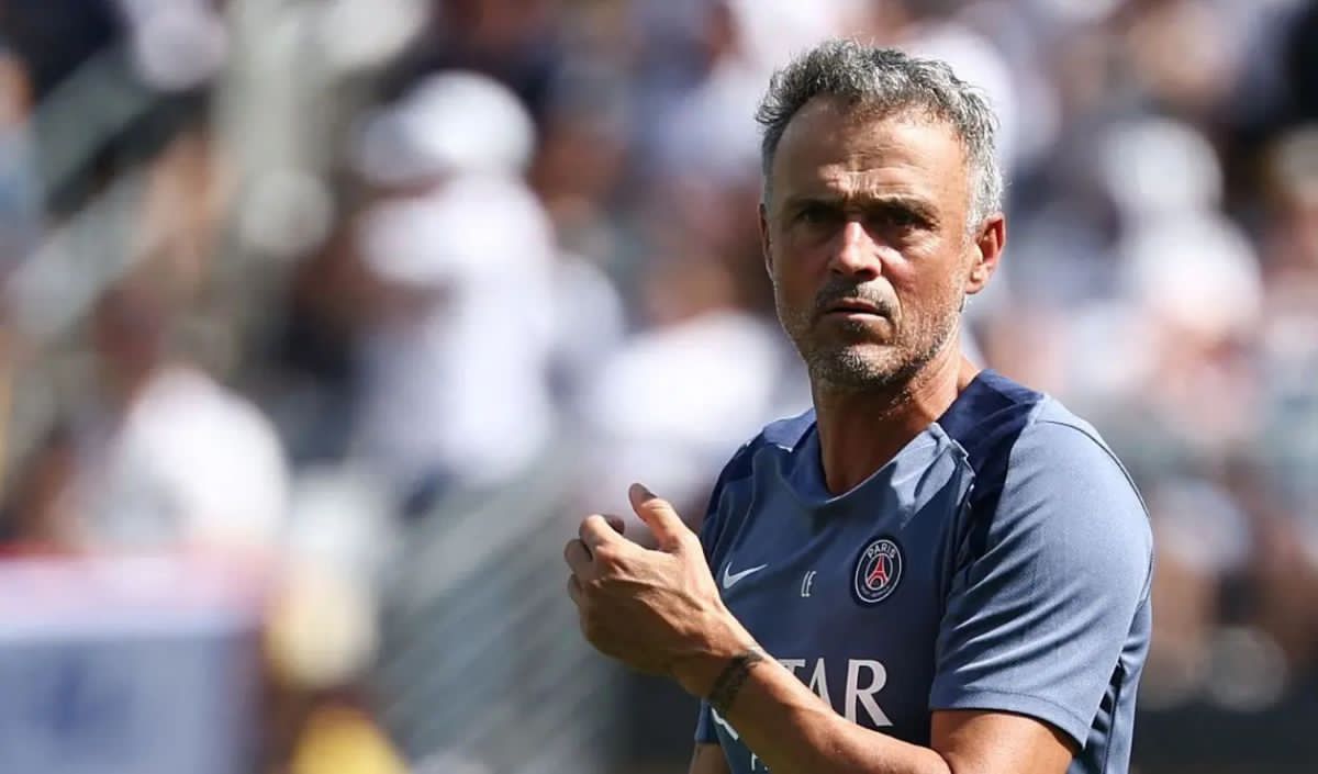 Luis Enrike: "Qızıl top" mütləq PSJ-nin futbolçusuna verilməlidir"