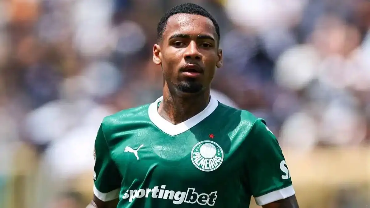 "Mançester Siti" Allan Eliasın transferini bitirmək üzrədir