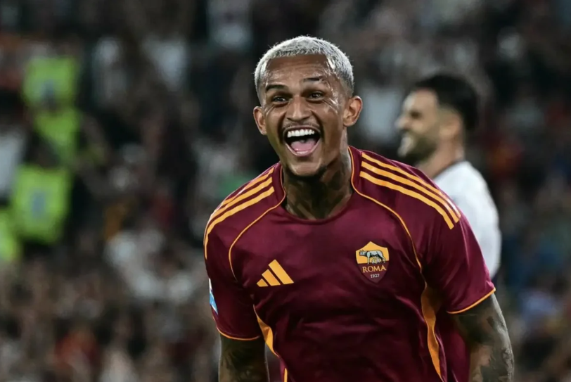 3 İngiltərə klubu “Roma”nın müdafiəçisini istəyir