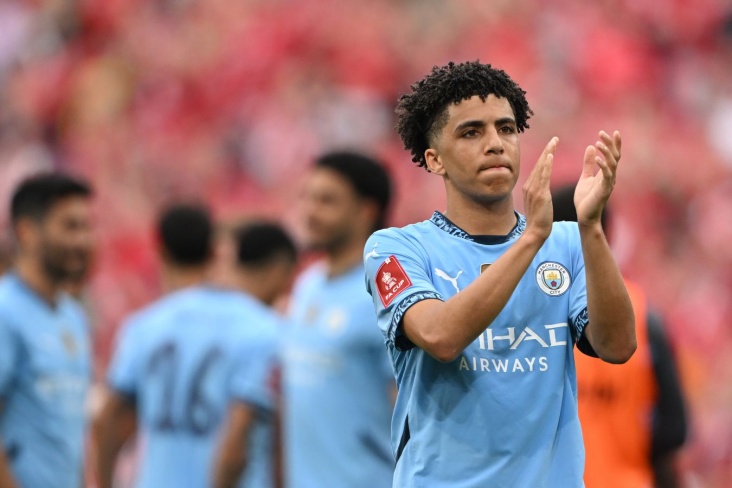 "Mançester Siti" bu qış iki futbolçunu satmaq istəyir