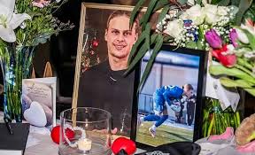 İsveçdə 20 yaşlı qapıçı güllələndi