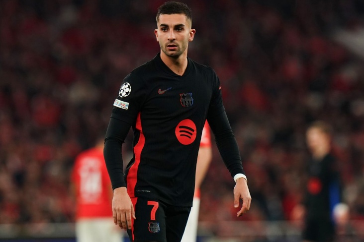 “Barselona” hücumçusunu 50 milyon avroya İngiltərə klubuna satır