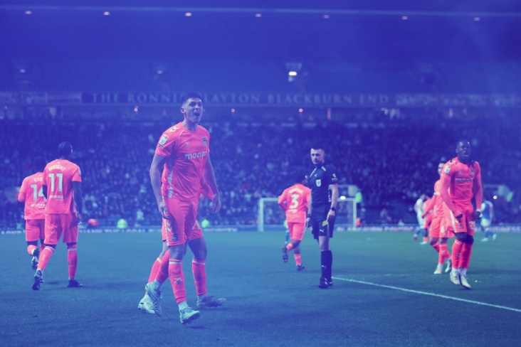 İngiltərədə Premyer Liqaya vəsiqə qazanan ilk klub müəyyənləşdi