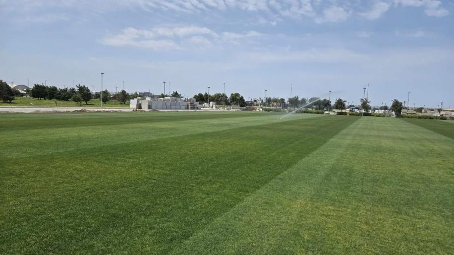 BOS qapılarını yenidən klubların üzünə açdı