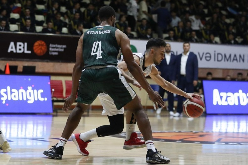 Liderlərdən növbəti qələbə