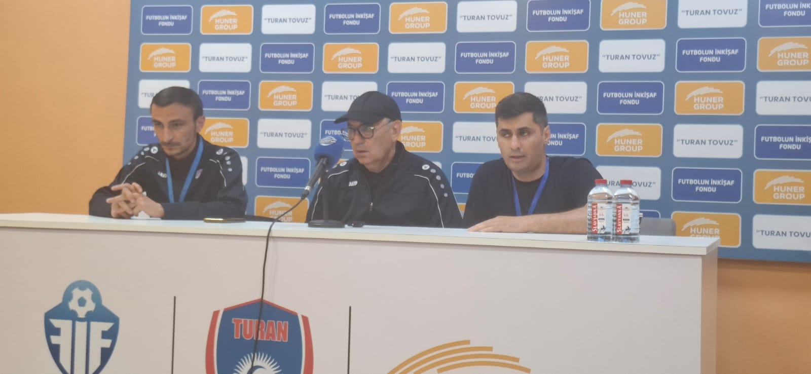 Kurban Berdıyev: "Azarkeşləri sevirdirə bilmədiyimiz üçün utanırıq"