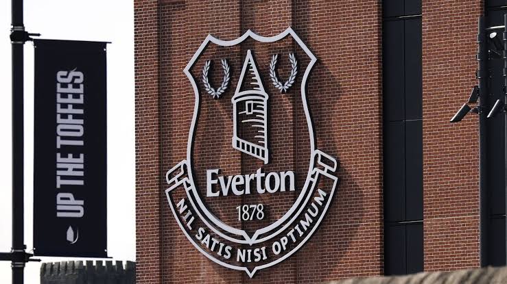 "Everton" satılır